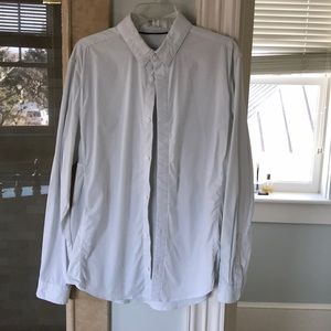 Men’s Lululemon button down casual shirt.SzXL